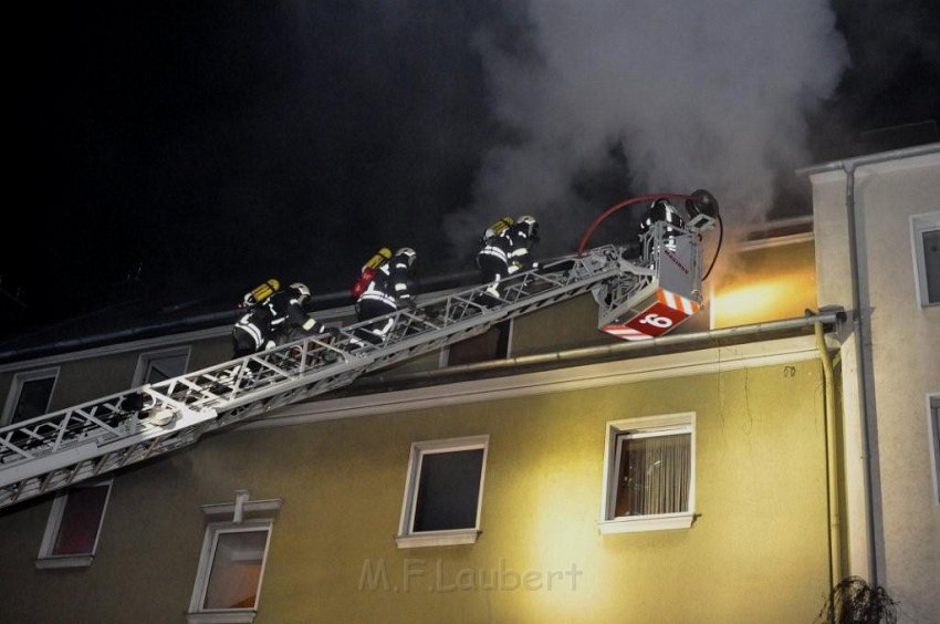 Feuer 2Y Dachwohnung Koeln Buchheim Herlerstr P025.jpg